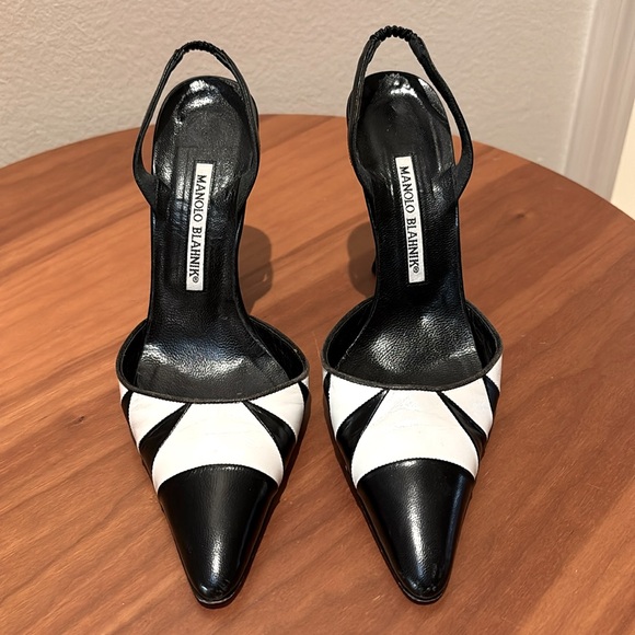 Manolo Blahnik Shoes - Manolo Blahnik 6 1/2 Black and White Heels